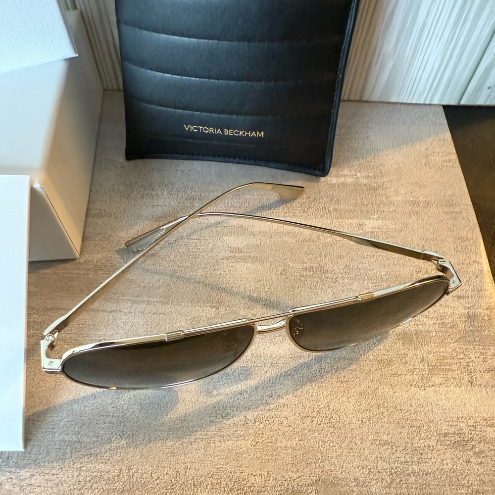 Victoria Beckham Gold Aviator Sunglasses, Box, case and wipe - Picture 3 of 8